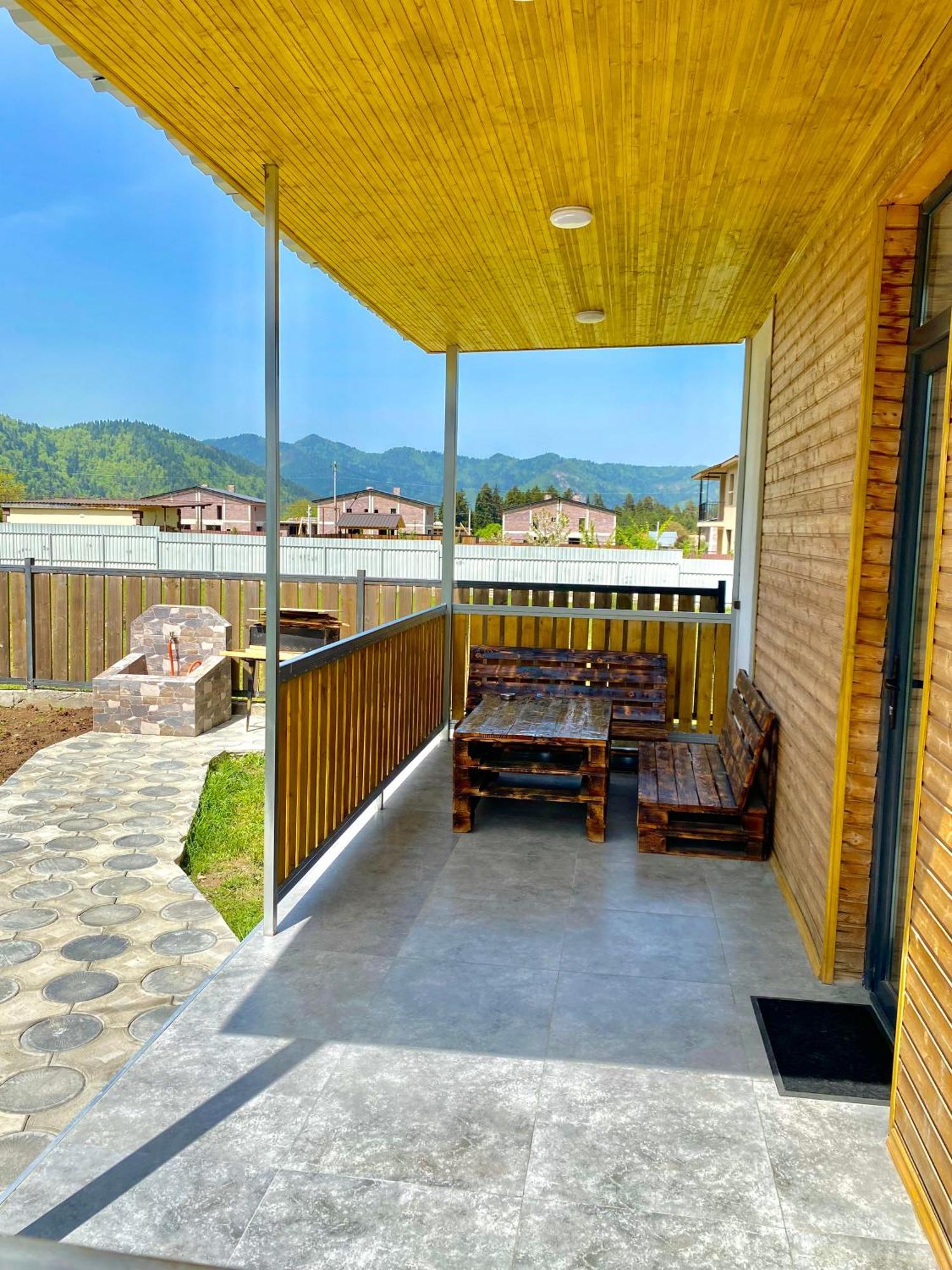 Cottage Marta Sadgeri Borjomi Bagian luar foto